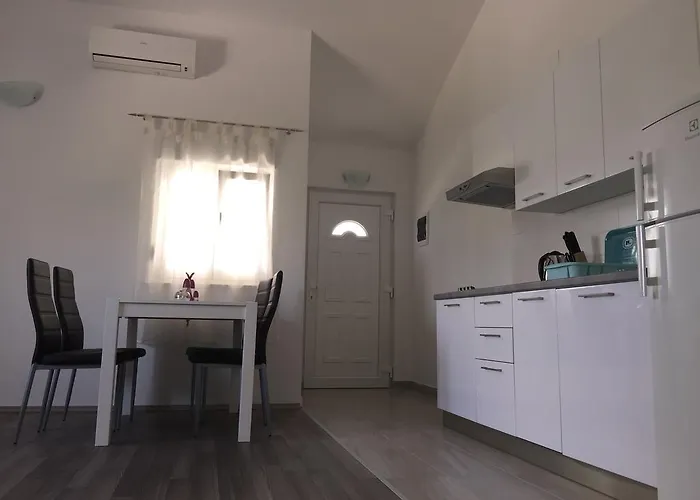 Ruzic Apartman Rogoznica (Sibenik-Knin)