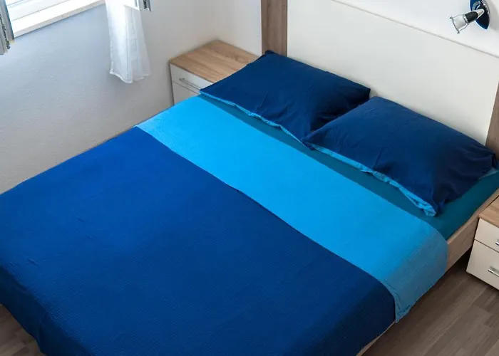 Ruzic * Rogoznica (Sibenik-Knin)